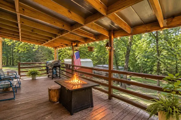 311 DEW DROP RD, Savannah, TN 38372