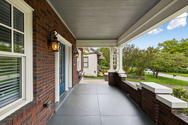 135 Kenner Ave, Nashville, TN 37205