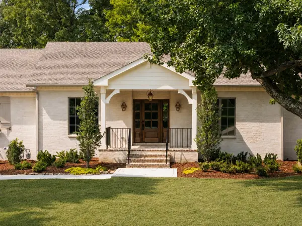1214 Hunters Trail Dr, Franklin, TN 37069