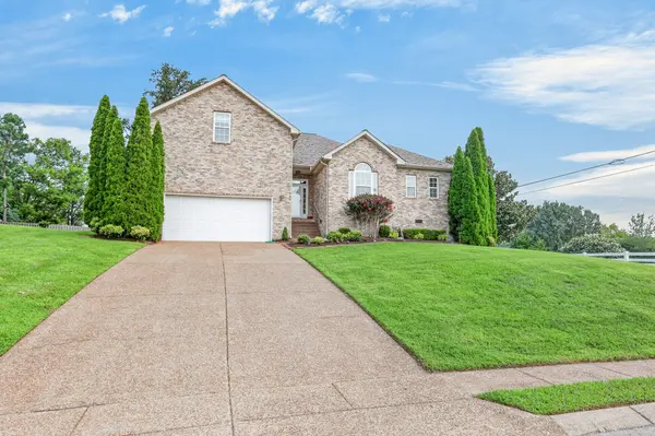 1738 Dryden Dr, Spring Hill, TN 37174