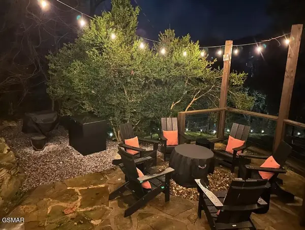 302 Newman Road, Gatlinburg, TN 37738