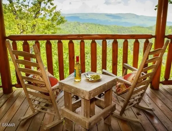 2823 White Oak Ridge Ln Lane, Sevierville, TN 37862