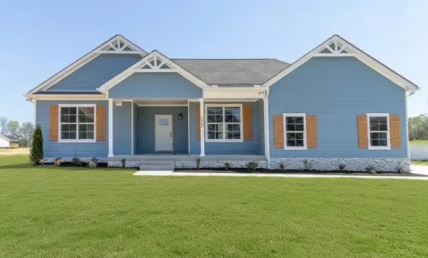 2060 Beverly Ct, Springfield, TN 37172