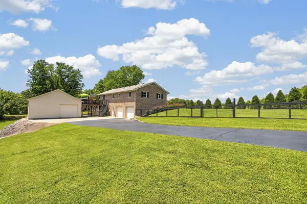 2152 Nashville Hwy #N, Columbia, TN 38401