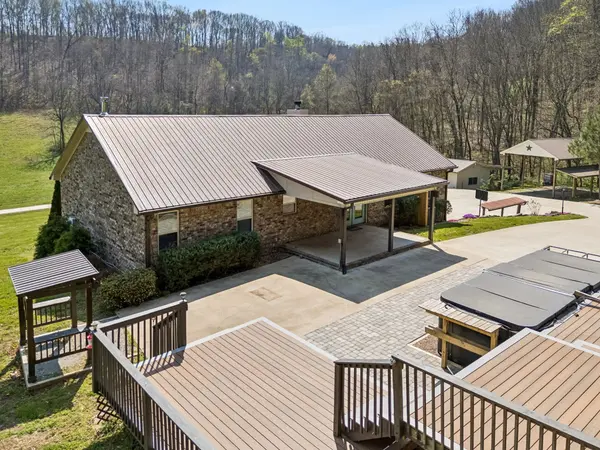 240 Scenic Ct, Pulaski, TN 38478