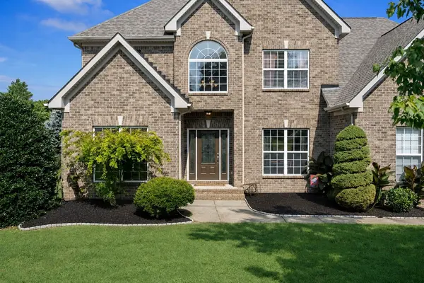 417 Eclipse Dr, Murfreesboro, TN 37129