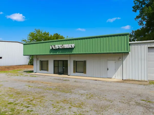 3645 Highway 11 #S, Riceville, TN 37370
