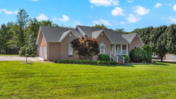 451 Bell Dr #W, Winchester, TN 37398