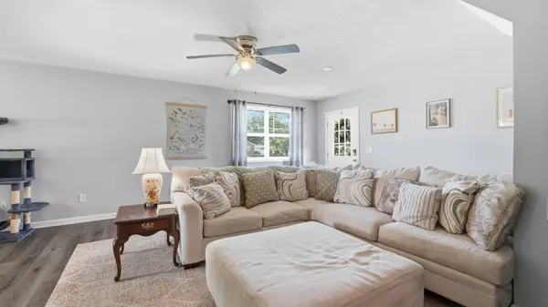 525 Sharp Springs Rd, Winchester, TN 37398