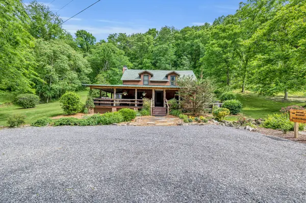 28 Bussell Ln, Gordonsville, TN 38563