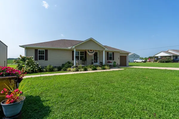 97 Brace Loop, Summertown, TN 38483