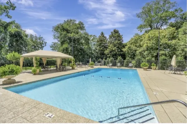 4215 Harding Pike #503, Nashville, TN 37205