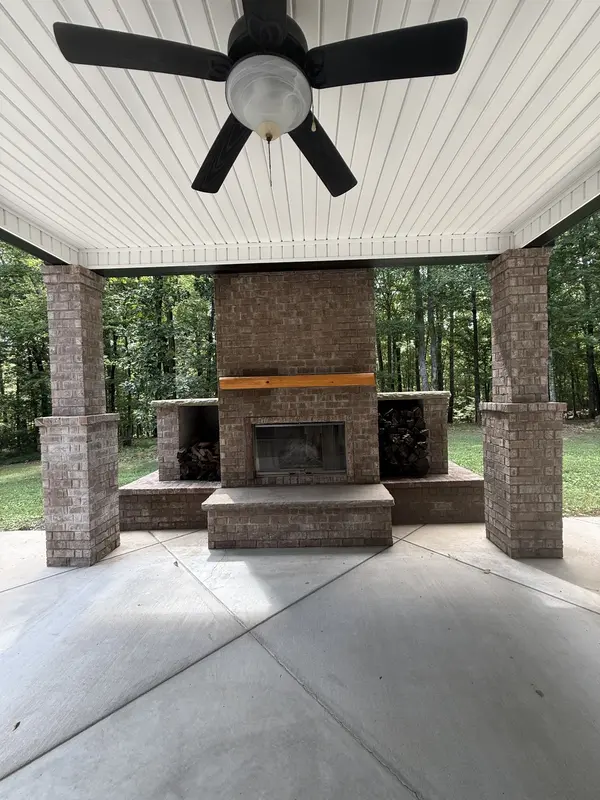 5688 Highway 48, Cunningham, TN 37052