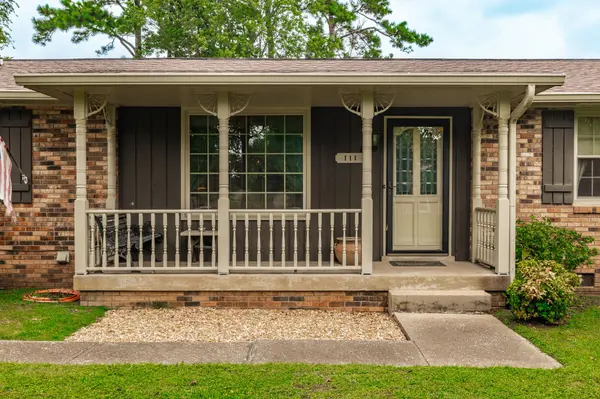 111 Paxton Dr, Hendersonville, TN 37075