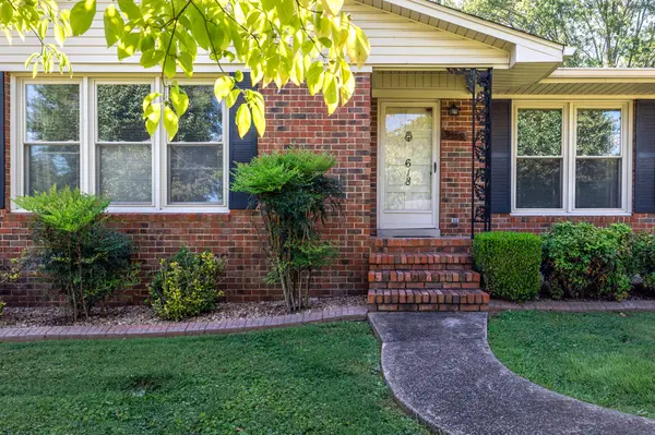 618 Fairlane Dr, Lewisburg, TN 37091