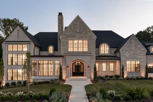 8079 Mountaintop Dr, College Grove, TN 37046