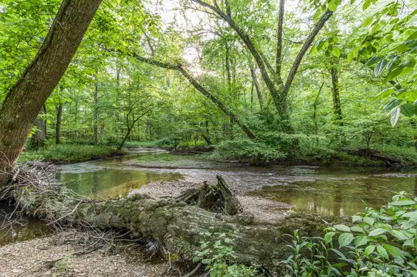 6211 Woodbury Hwy, Manchester, TN 37355