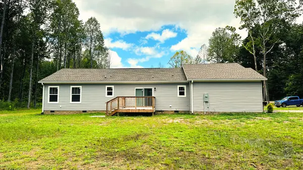 2127 N Royal St, Jackson, TN 38305