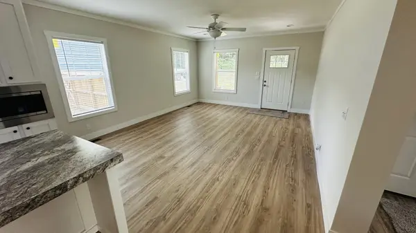 2127 N Royal St, Jackson, TN 38305