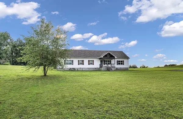 271 Louis Tuttle Rd, Westmoreland, TN 37186