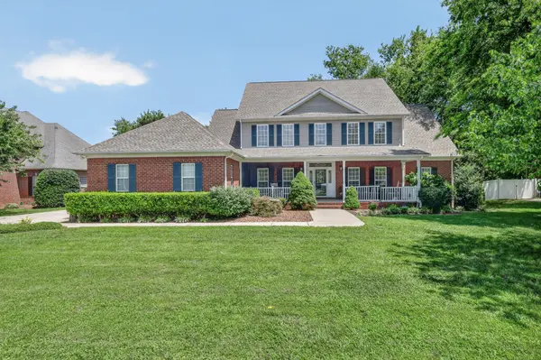 1040 Shoreham St, Murfreesboro, TN 37130