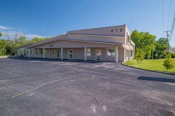 410 Dinah Shore Blvd, Winchester, TN 37398