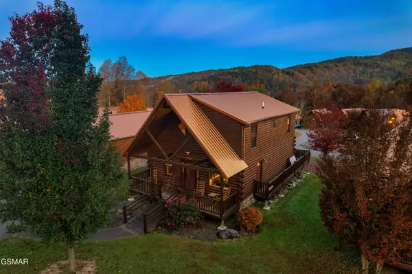 223 Forrest Loop Way, Gatlinburg, TN 37738