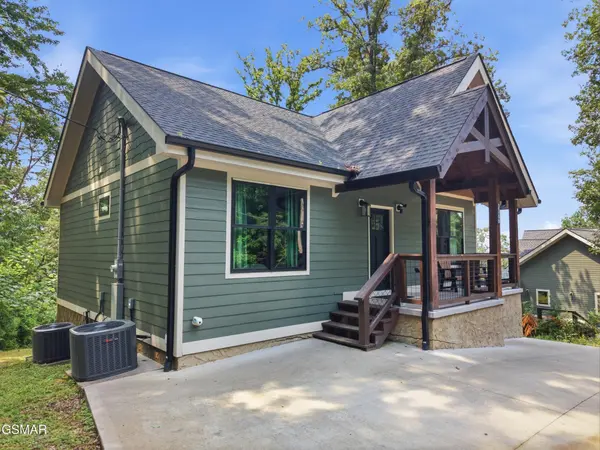 3366 Priscilla Heights Lane, Sevierville, TN 37862