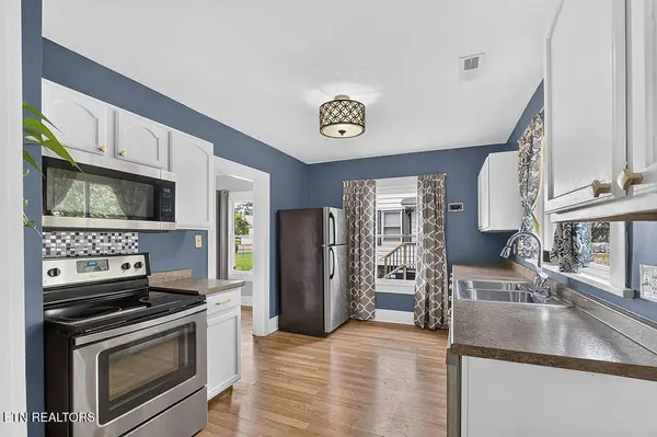 123 Pearson Ave, Knoxville, TN 37920