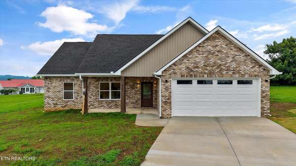 829 Wehali Tr, Kodak, TN 37764