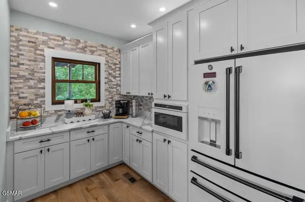 313 River Bluff Way, Newport, TN 37821