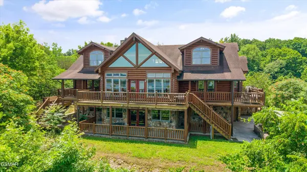 430 Sugar Cove Way, Newport, TN 37821