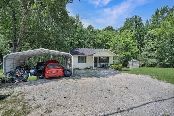 631 Wren Ave, Camden, TN 38320