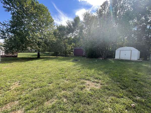124 Grant Ave, Oak Grove, KY 42262
