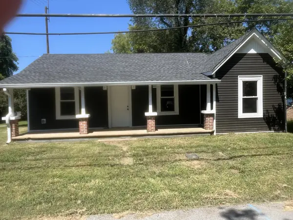 207 East Wyly Street, Waverly, TN 37185