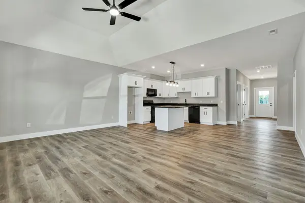 1090 Congress Parkway #N #A, Athens, TN 37303