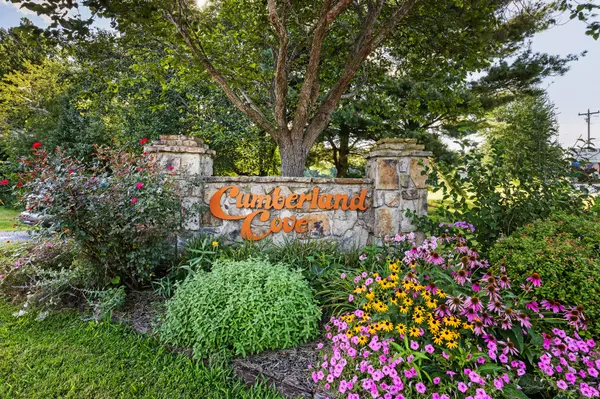 520 Cliff Park Rd, Monterey, TN 38574