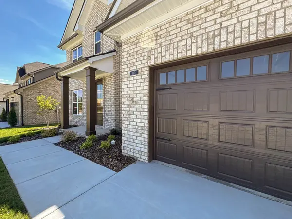 110 Harlinsdale Blvd, Gallatin, TN 37066
