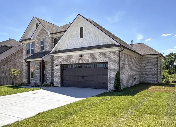 110 Harlinsdale Blvd, Gallatin, TN 37066