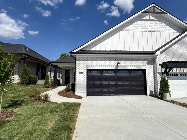 2013 Horseshoe Cir  PD223V, Gallatin, TN 37066