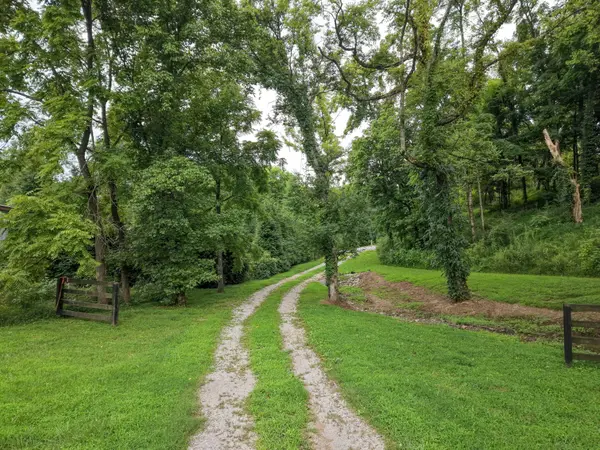 6448 Nathan Smith Rd, College Grove, TN 37046