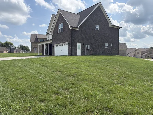 931 Licinius Ln, Murfreesboro, TN 37128