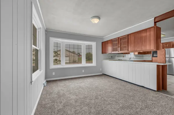 359 Meadow Ln, Oak Grove, KY 42262