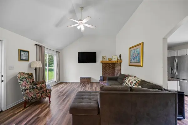 2454 Gene Fitzgerald Rd, Columbia, TN 38401