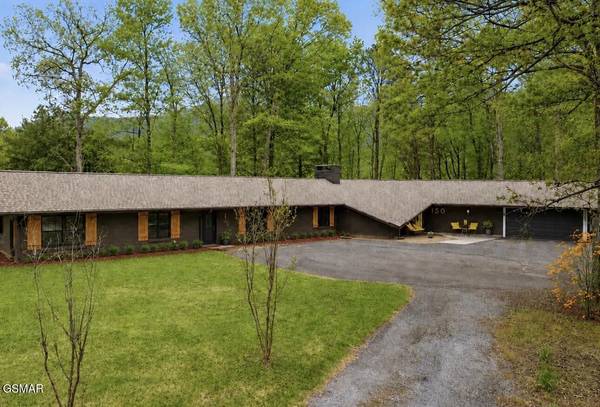 150 Hollow Road, Cosby, TN 37722