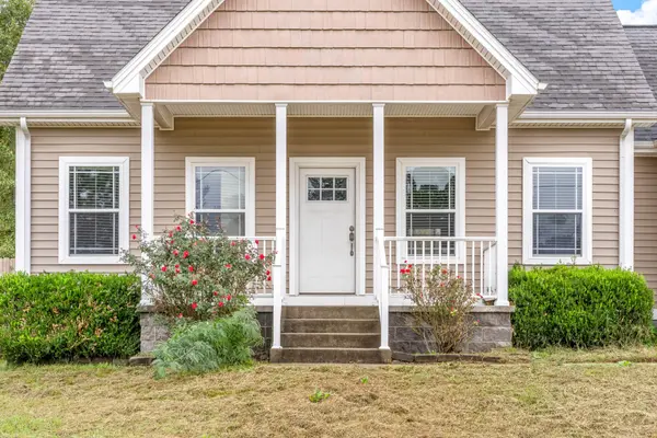 284 Meadowbrook Dr, Cadiz, KY 42211