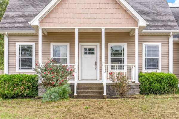 284 Meadowbrook Dr, Cadiz, KY 42211
