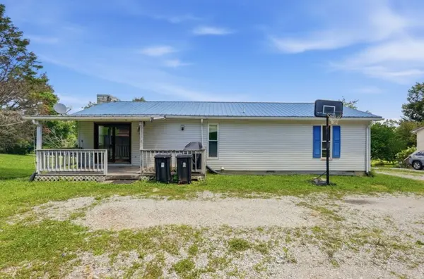 280 Middle Dr, Sparta, TN 38583