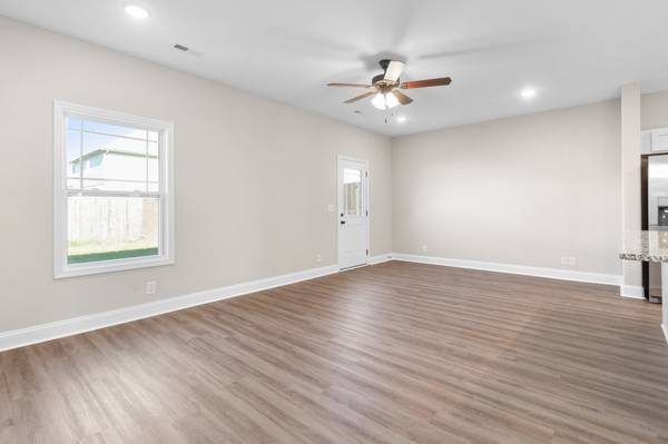 208 W Fallow Ct, Clarksville, TN 37040