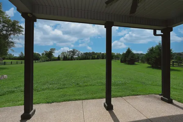 80 Cherokee Dock Rd, Lebanon, TN 37087